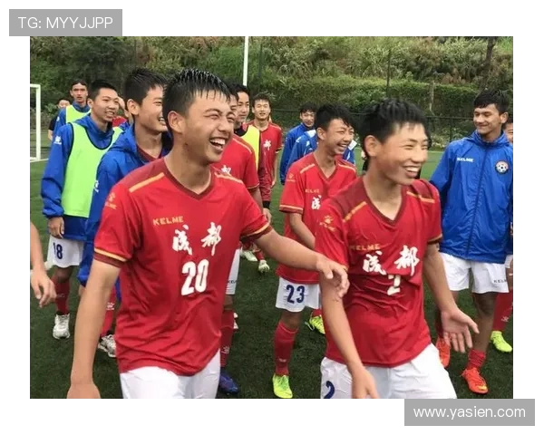 克莱门特蒂尔潘荣膺2025年度最佳裁判为足球界再添荣光