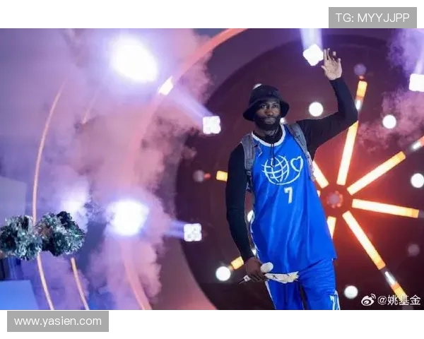 杰伦布朗推荐怀特参加姚基金活动 深刻印象源自深圳篮球之旅 杰伦布朗推荐怀特参加姚基金活动 深刻印象源自深圳篮球之旅